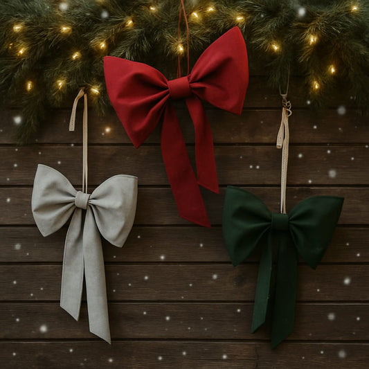 3 strikken als kerstdecoratie te gebruiken, gemaakt van restdelen van zonwering stoffen